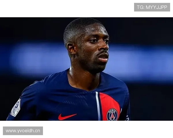巴黎圣日耳曼巨星云集却表现混乱,团队重建问题逐步反映在赛季走势中 巴黎圣日耳曼巨星云集却表现混乱,团队重建问题逐步反映在赛季走势中